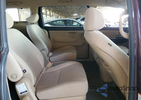 2016 Kia Sedona Lx z USA, uszkodzony, nr VIN KNDMB5C1XG6159807